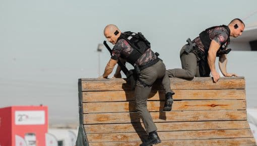 جدار العبور